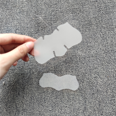 Odstranění černých teček na nosní proužky